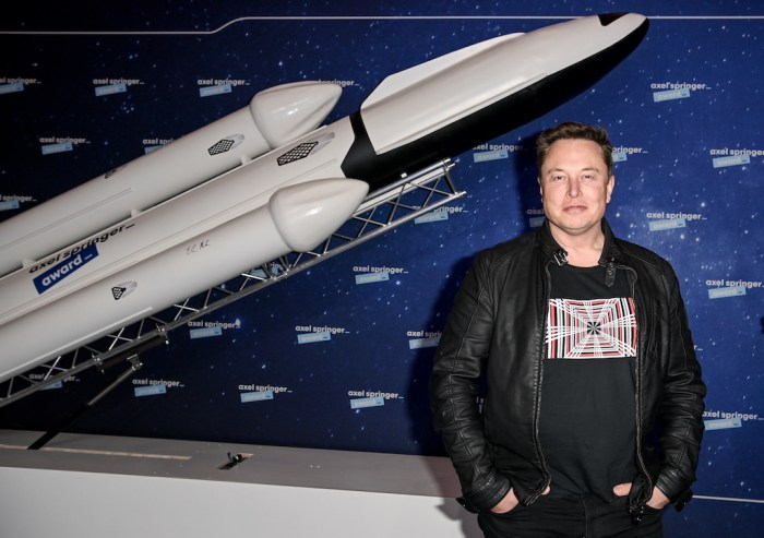 Who owns spacex